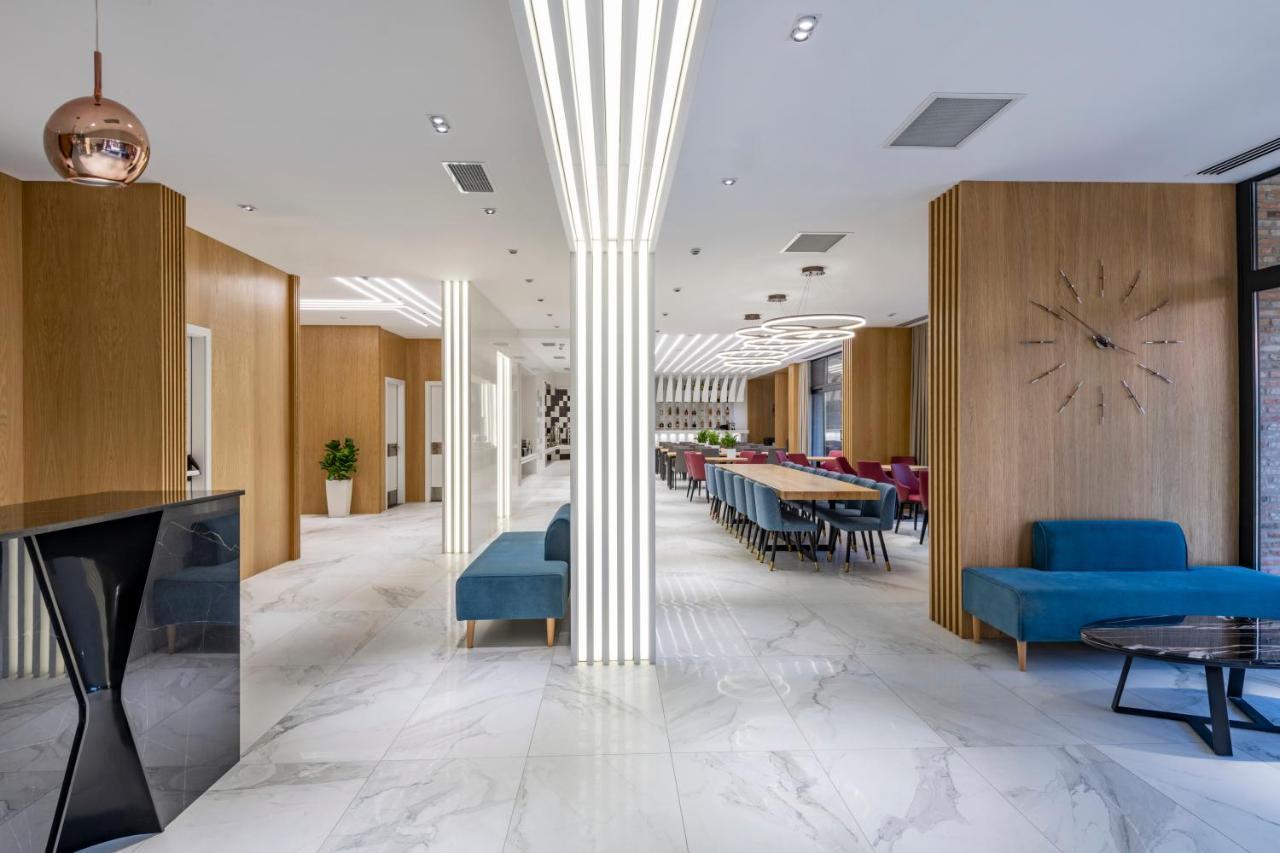 Clocks Hotel Tbilisi Luaran gambar