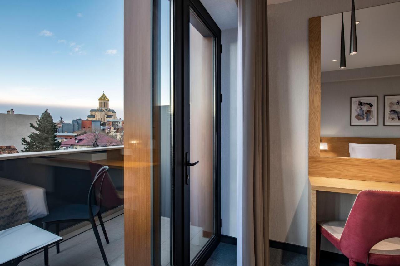 Clocks Hotel Tbilisi Luaran gambar