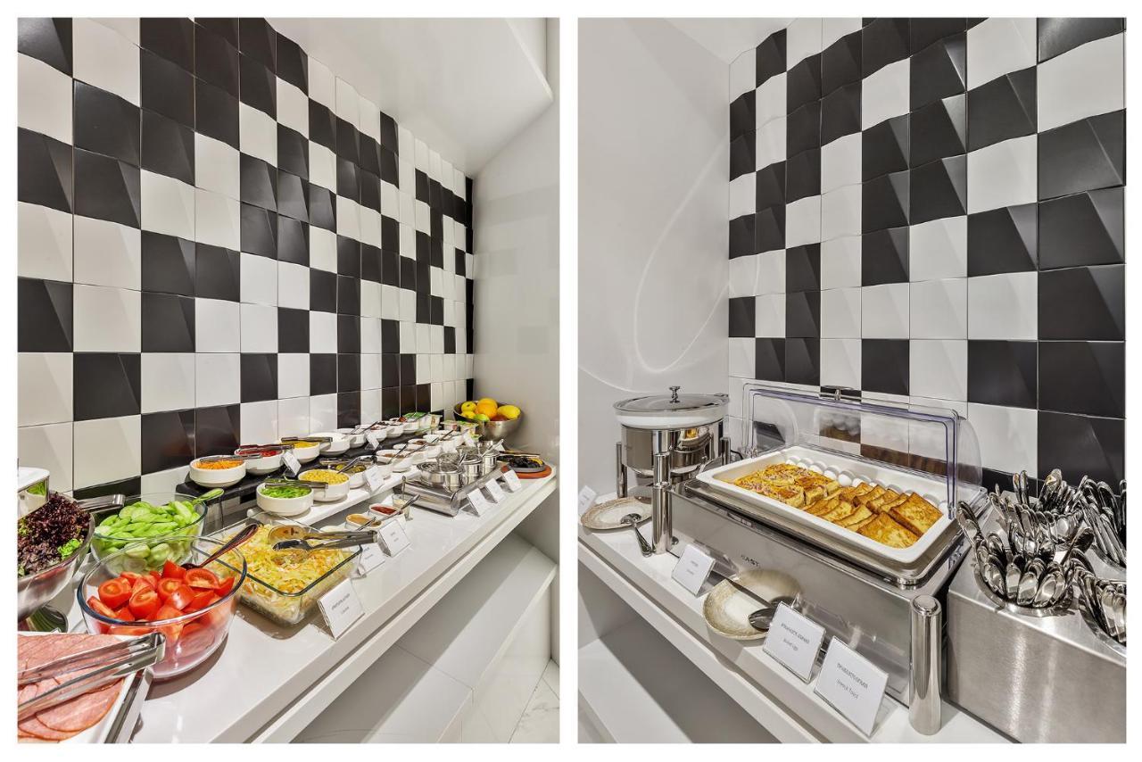 Clocks Hotel Tbilisi Luaran gambar